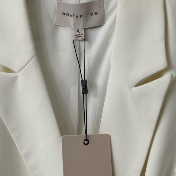 Adelyn Rae Cream Sleeveless Ruffle Mini Dress - Picture 3 of 7